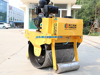 翔工小型壓路機(jī)：小身材，大力量