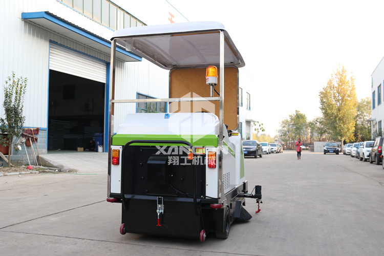 電動(dòng)掃地車生產(chǎn)廠家告訴你掃地機(jī)購(gòu)買的必要性！
